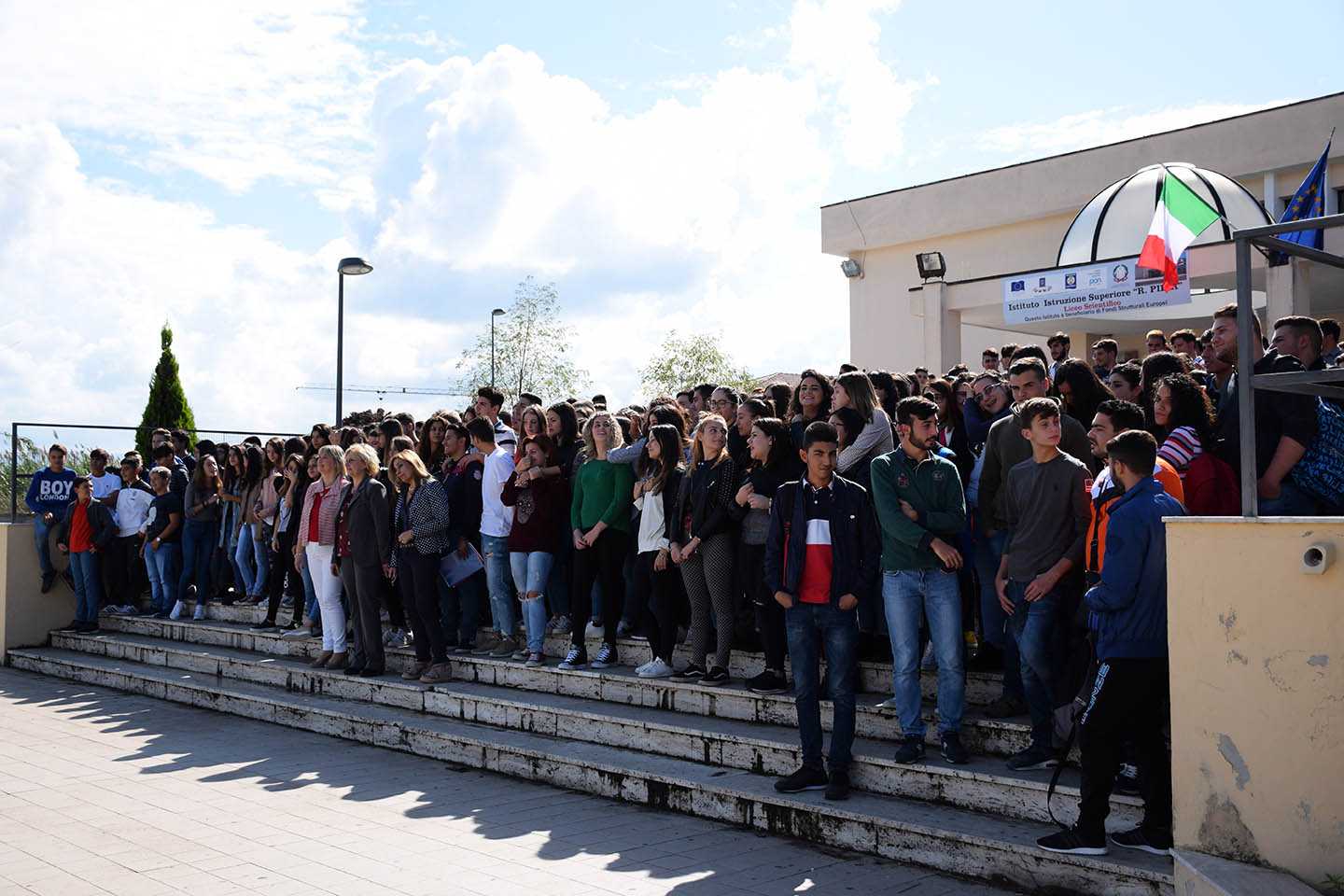 EI_MROSARIA-RUSSO_STUDENTI-FUORI_NIKON_DSC_7270