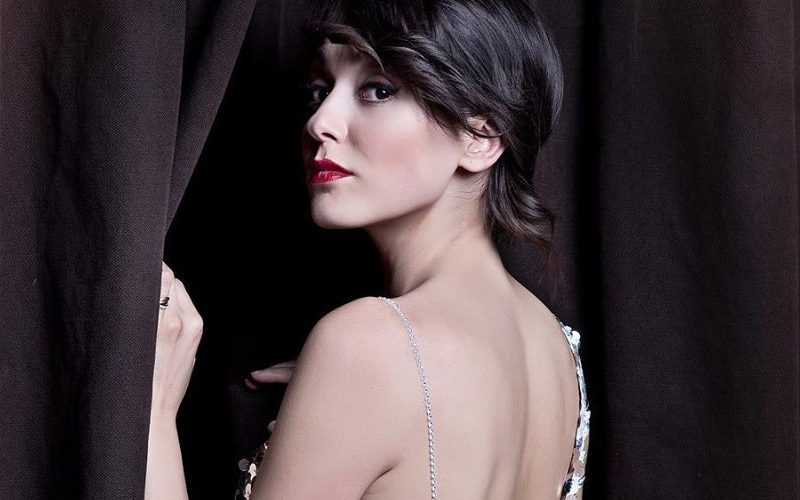 simona-molinari_loving-ella