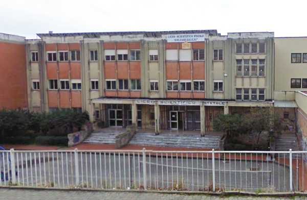 Liceo Scientifico Galilei Lamezia facciata Eccellenze Italiane