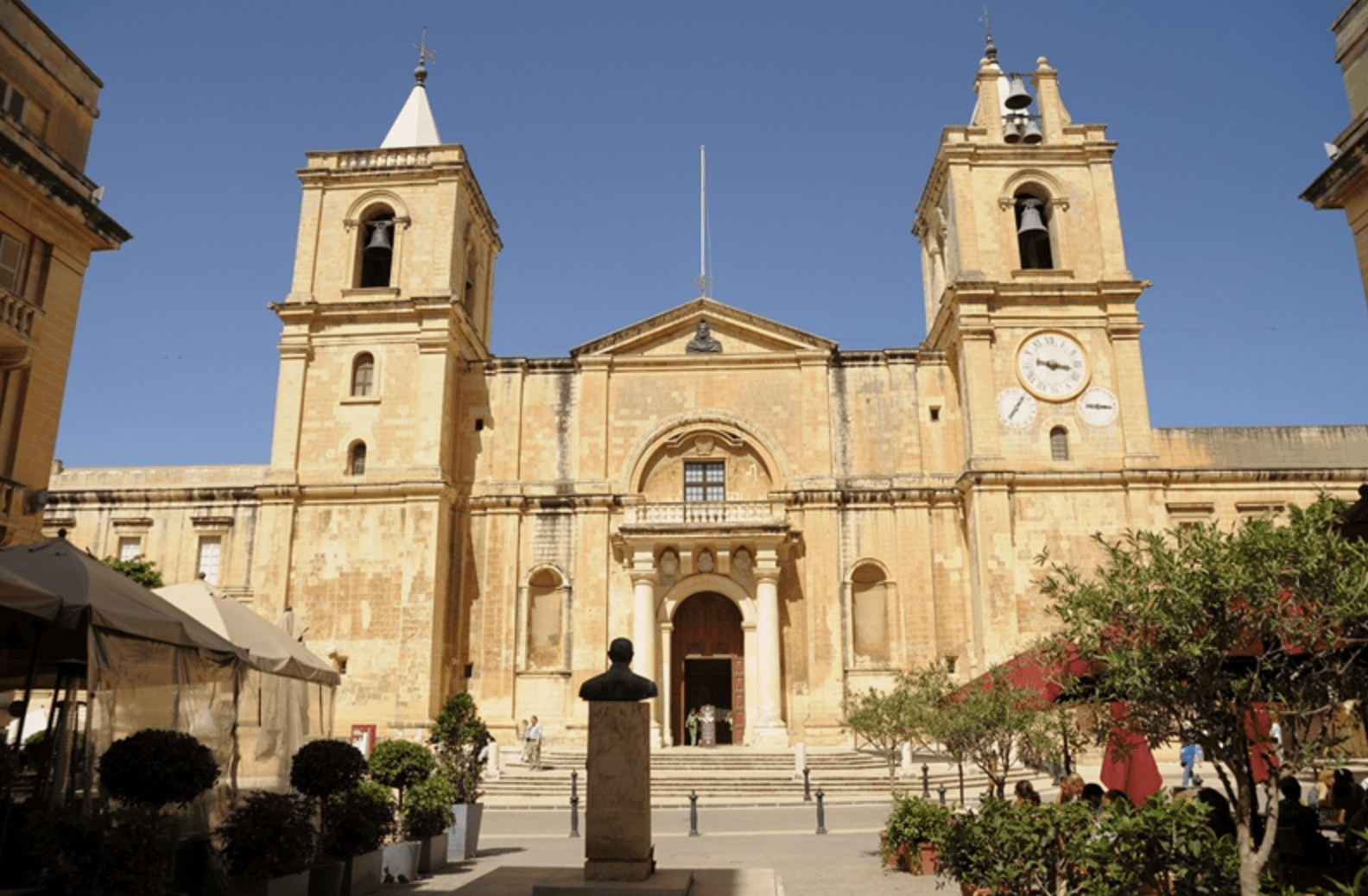 SABRINA ZUCCALÀ E LE NANOTECNOLOGIE PER LA GESTIONE DEI BENI CULTURALI A MALTA