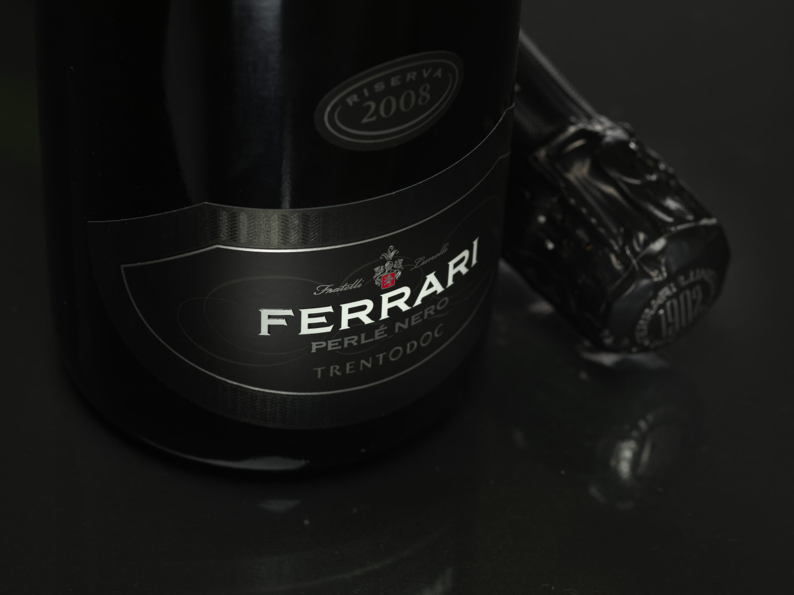 Ferrari Perlé Nero