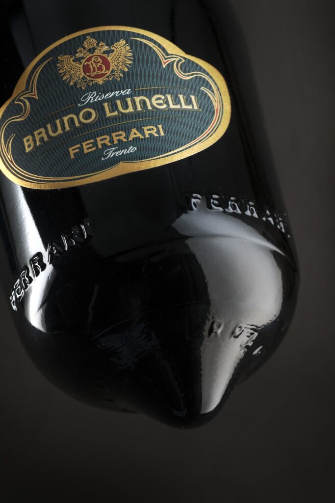 Ferrari BrunoLunelli 2006 bottiglia dettaglio 11 Eccellenze Italiane