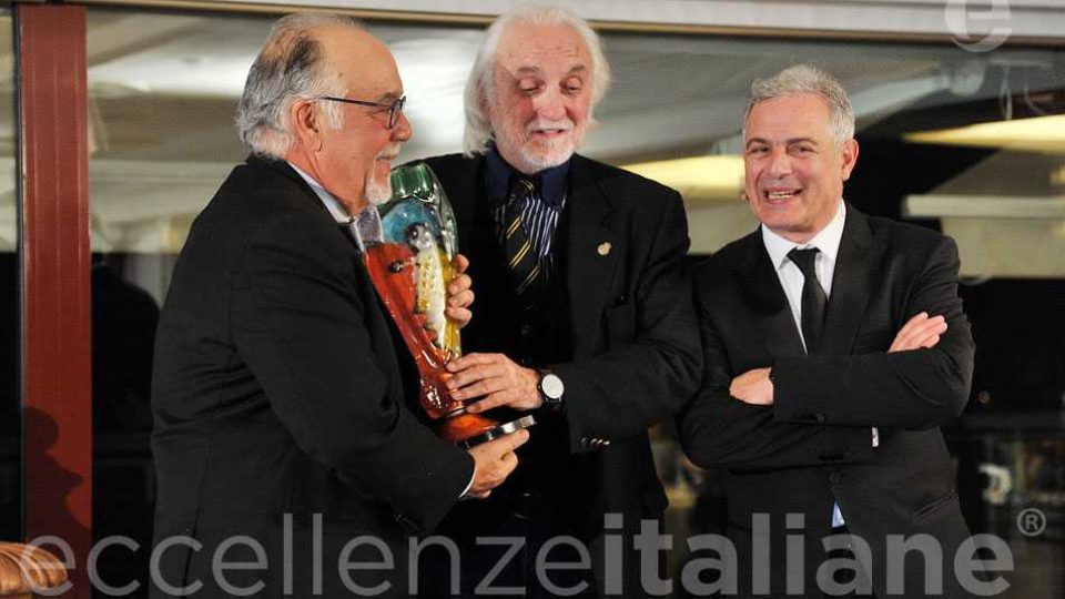 Alessandro Bianchi Premia Fred Gardaphe Eccellenze Italiane Con Piero Muscari